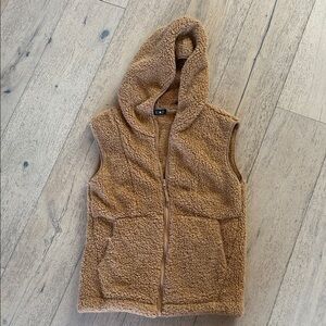 Women’s Fuzzy Sherpa Fleece Vest